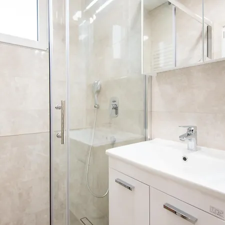 Lelas - Free Parking Apartmán Sarajevo