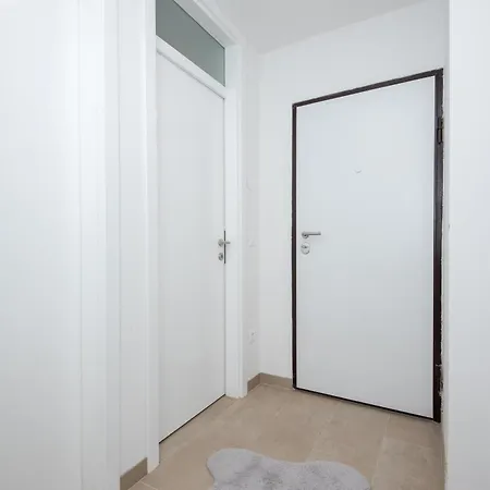 Lelas - Free Parking Sarajewo