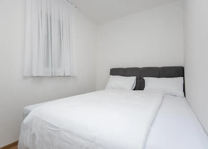 Lelas - Free Parking Sarajevo